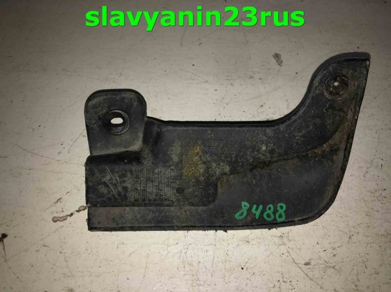 Брызговик передний левый Hyundai Accent 2006 LC2 G4EB 86831-25000 Б/У