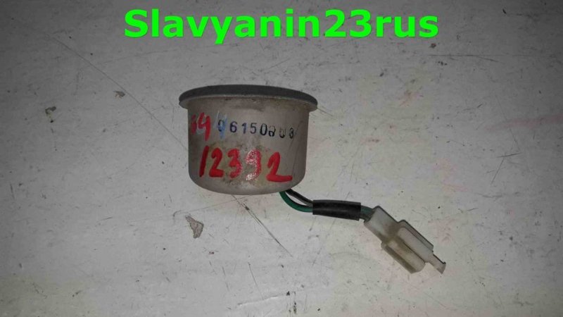 Плафон подсветки салона правый Hafei Princip 2006 CS3A 4g18 AD37140010 Б/У