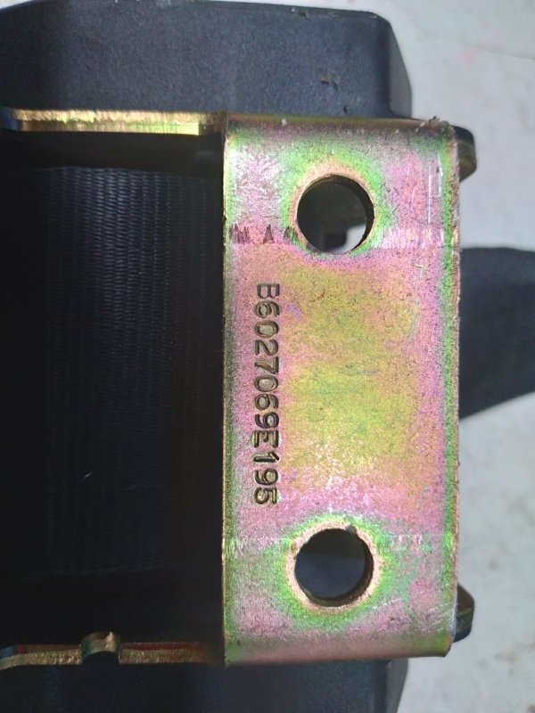 Ремень безопасности задний задний правый 206 2007 2B TU3JP Ремень безопасности задний задний правый 206 2007 2B TU3JP