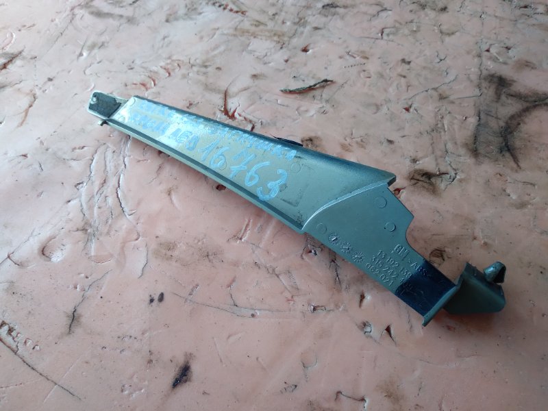 Запчасть заглушка кузова передняя левая Opel Astra 2005 L48 Z16XEP 13192141 Б/У Заглушка кузова передняя левая Opel Astra 2005 L48 Z16XEP 13192141 Б/У