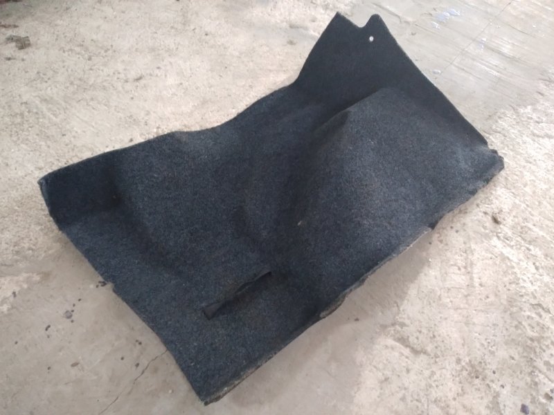 Обшивка багажника задняя левая FORD Focus DFW FYDC Обшивка багажника задняя левая FORD Focus DFW FYDC