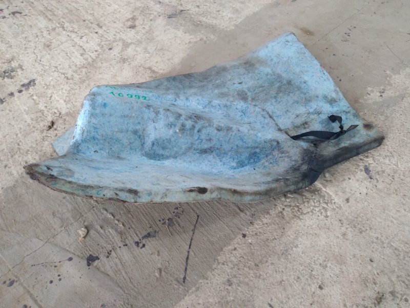 Обшивка багажника задняя левая Focus 1999 DFW FYDC Обшивка багажника задняя левая Focus 1999 DFW FYDC