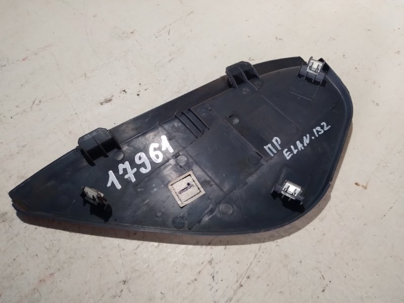 Накладка парприза передняя правая Elantra 2003 XD G4GR 1
