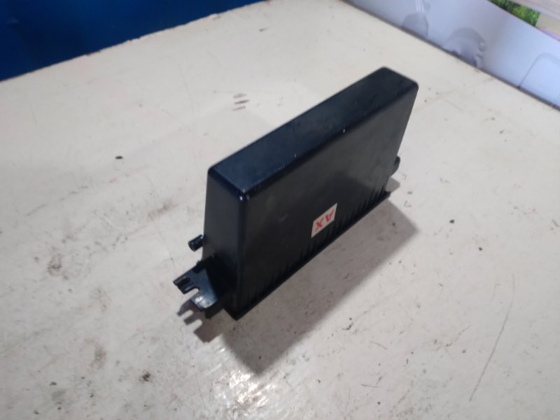 Карман/Ящик передней консоли передний Elantra 2003 XD G4GR 1 Карман/Ящик передней консоли передний Elantra 2003 XD G4GR 1