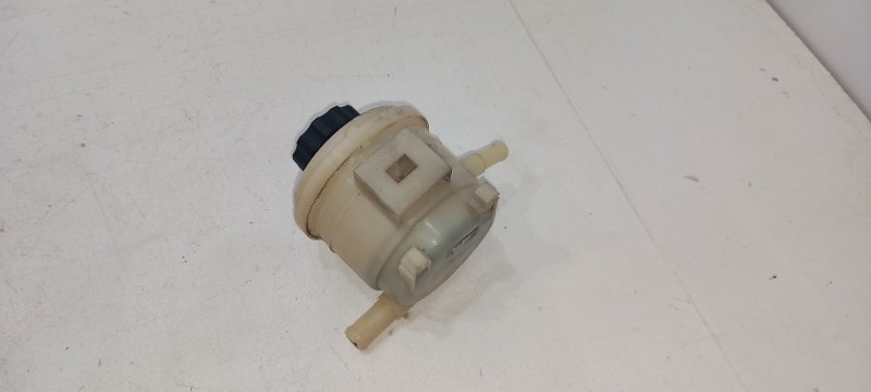 Бачок ГУР передний Civic 6 1997 MB3 D15Z8