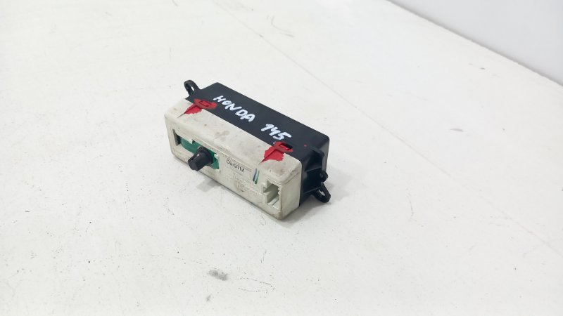 Часы передние Civic 6 1997 MB3 D15Z8