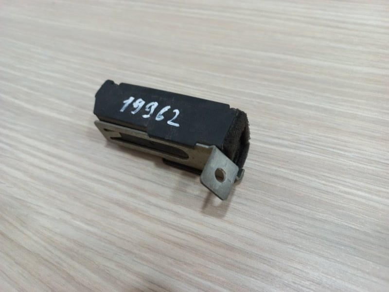 Датчик температуры воздуха в салоне Great Wall Hover 2007 H2 4G64S4M 8112300K00 Б/У