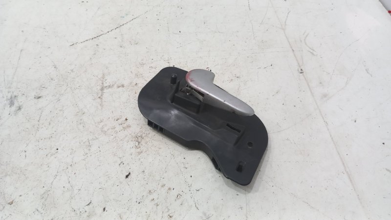 Ручка двери внутренняя передняя левая Corsa 2005 хэтчбэк Z12XER