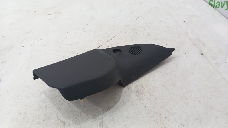 Уголок двери внутренний передний правый Opel Corsa 2005 хэтчбэк Z12XER 93173424 Б/У