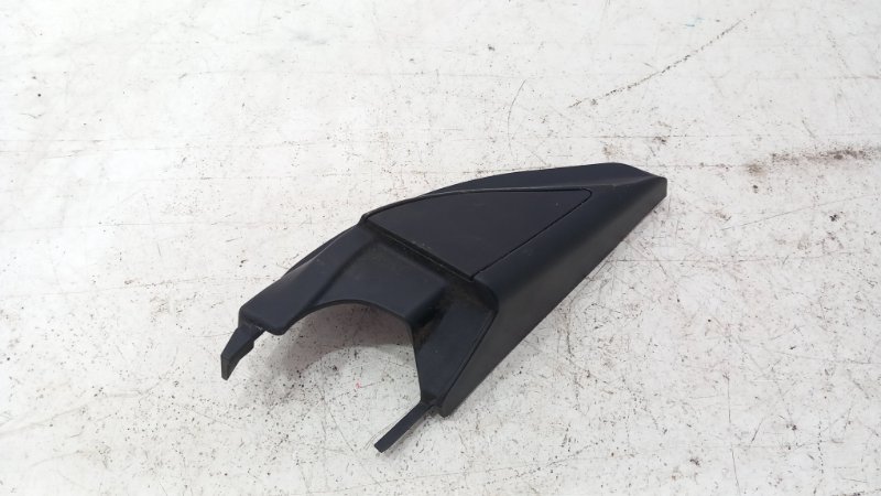 Уголок двери внутренний передний правый Lancer Cedia 2003 CS2A 4g15 mpi Уголок двери внутренний передний правый Lancer Cedia 2003 CS2A 4g15 mpi