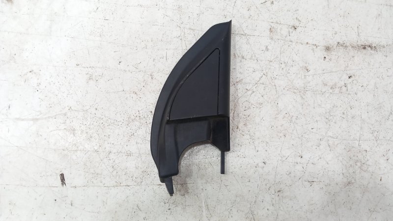 Уголок двери внутренний передний правый Mitsubishi Lancer Cedia CS2A 4g15 mpi Уголок двери внутренний передний правый Mitsubishi Lancer Cedia CS2A 4g15 mpi