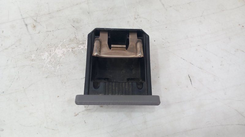 Пепельница Mazda Familia BJ5W ZL-1.5