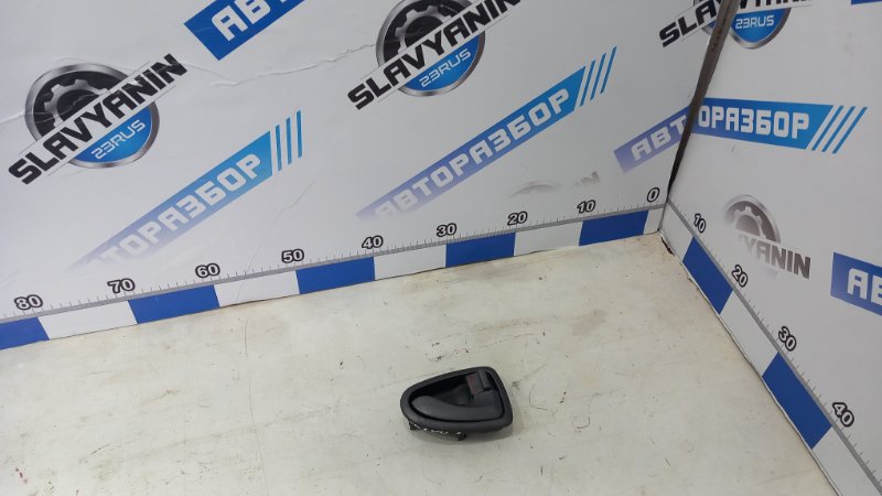 Ручка двери внутренняя задняя правая Hyundai Accent 2006 LC2 G4EB 82620-25000 Б/У