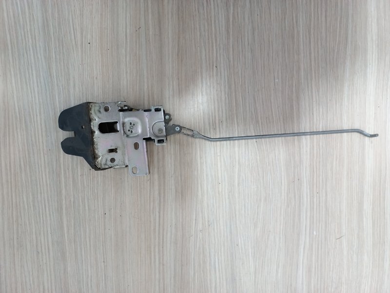 Замок багажника Mitsubishi Lancer CS3A 4g18