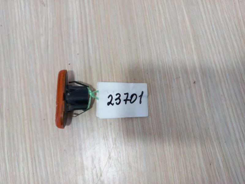 Повторитель поворота Renault Laguna B56S/T/0 F3P 670