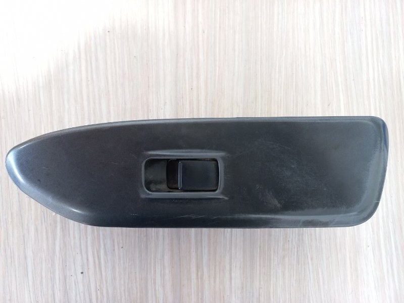 Кнопка стеклоподъемника передняя правая Lancer 2007 CS3A 4g18