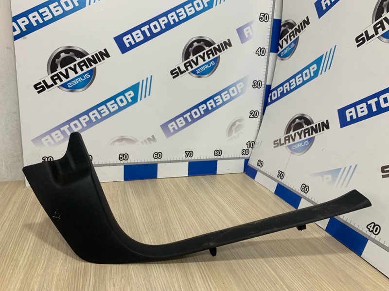 Накладка на порог салона передняя правая Peugeot 408 2013 NFU TU5JP4 9656762777 Б/У