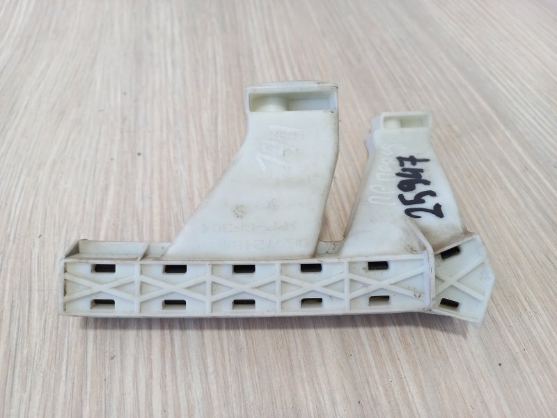 Направляющая стекла двери передняя правая 408 2013 NFU TU5JP4