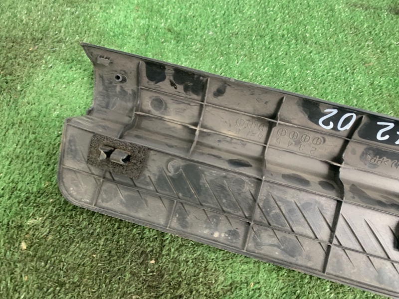 Накладка на порог салона передняя правая Mazda3 2004 JMZ BK ZL