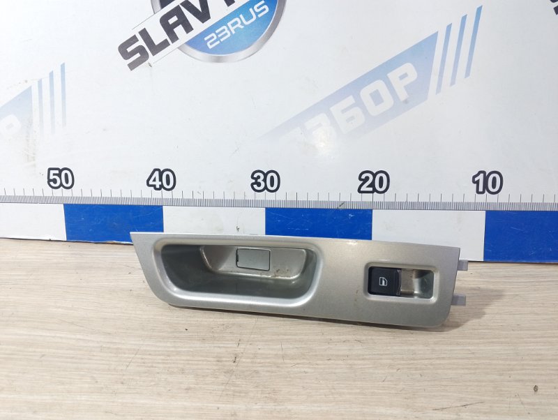 Кнопка стеклоподъемника задняя левая HAVAL H6 2016 H6 GW4G15B 3746205XKZ36A Б/У