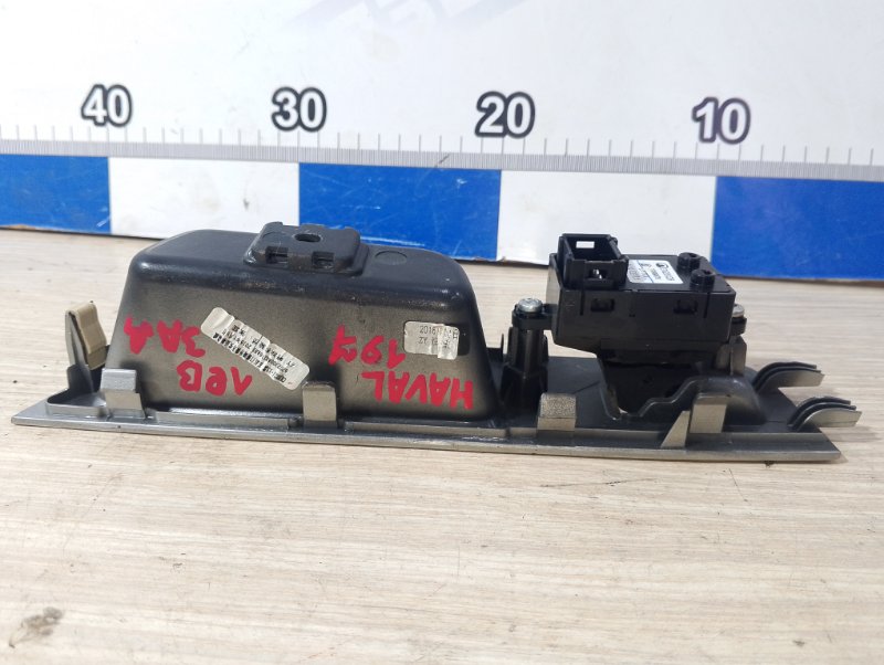 Кнопка стеклоподъемника задняя левая H6 2016 H6 GW4G15B