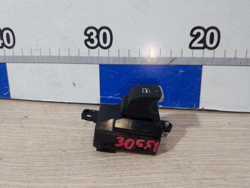 Кнопка стеклоподъемника передняя правая HAVAL H6 2016 H6 GW4G15B 3746205XKZ36A Б/У