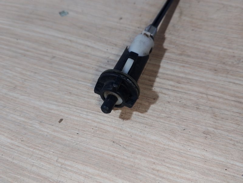 Трос лючка бензобака H6 2016 H6 GW4G15B Трос лючка бензобака H6 2016 H6 GW4G15B