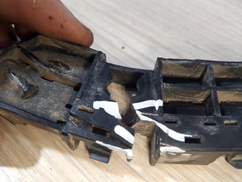 Крепление бампера заднее левое H6 2016 H6 GW4G15B