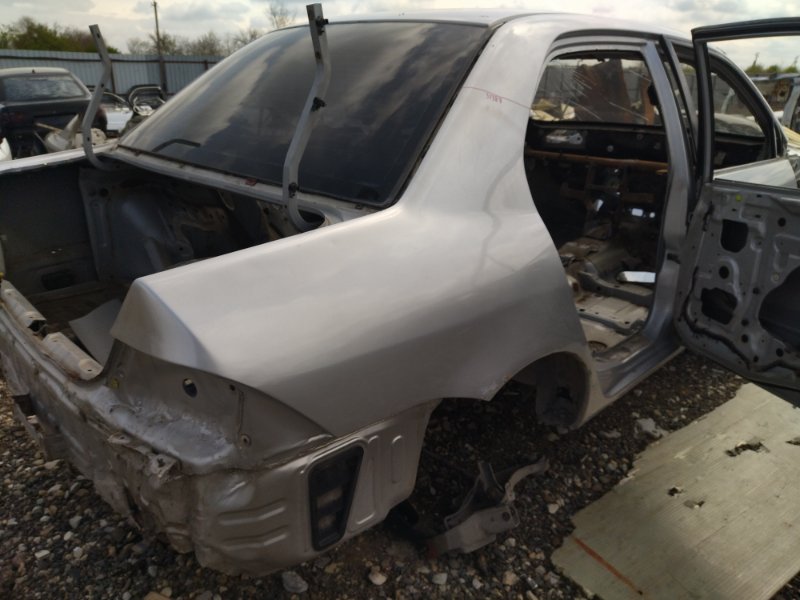 Крыло заднее правое Mitsubishi Lancer Cedia CS2A 4g15 gdi