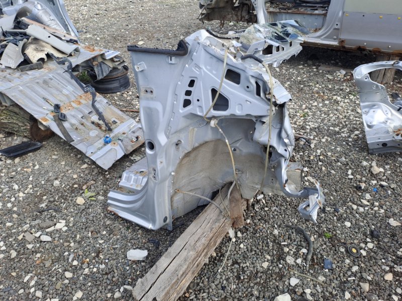 Четверть кузова передний правый Toyota NOAH 2002 AZR60 1AZ-FSE 5710444020 Б/У