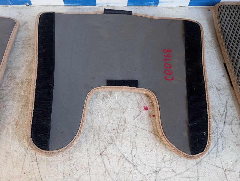Коврик багажника Lancer Cedia 2001 CS5A 4g93 GDI