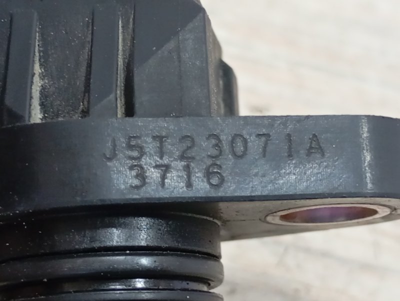 Датчик распредвала Mitsubishi Lancer Cedia CS2A 4g15 gdi Датчик распредвала Mitsubishi Lancer Cedia CS2A 4g15 gdi