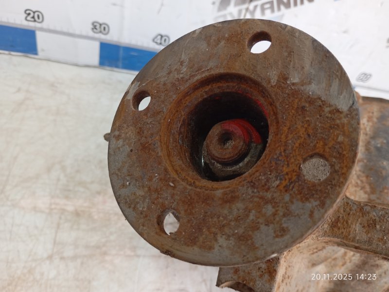 Редуктор моста задний Laurel 2002 C35 RB25DE Редуктор моста задний Laurel 2002 C35 RB25DE