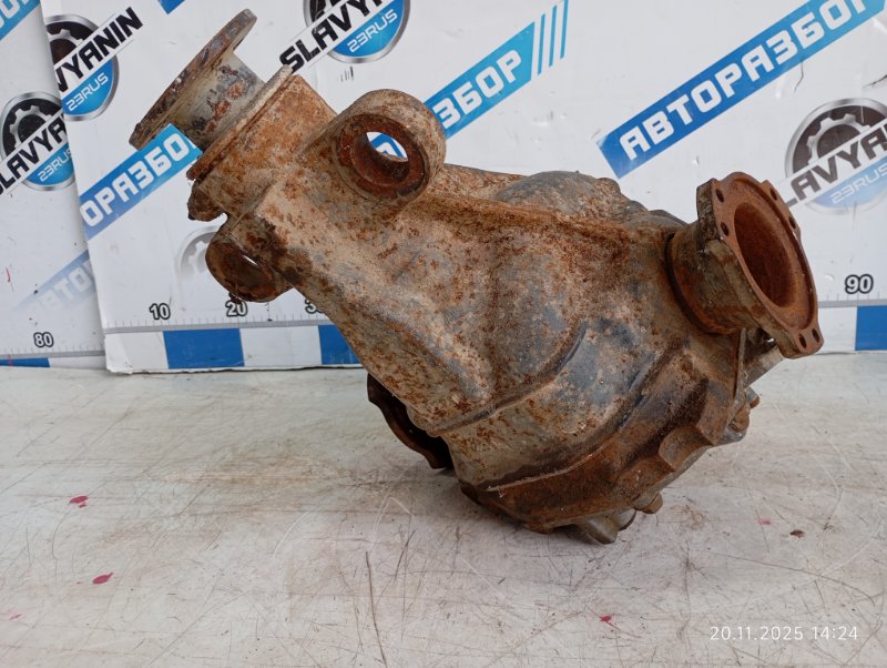 Редуктор моста задний Laurel 2002 C35 RB25DE Редуктор моста задний Laurel 2002 C35 RB25DE