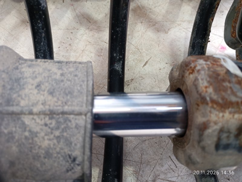 Стойка подвески задняя X-trail 2004 T30 QR20