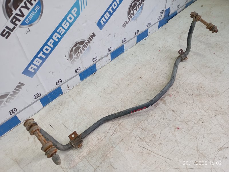 Стабилизатор поперечной устойчивости задний RVR 1993 N28W 4D68