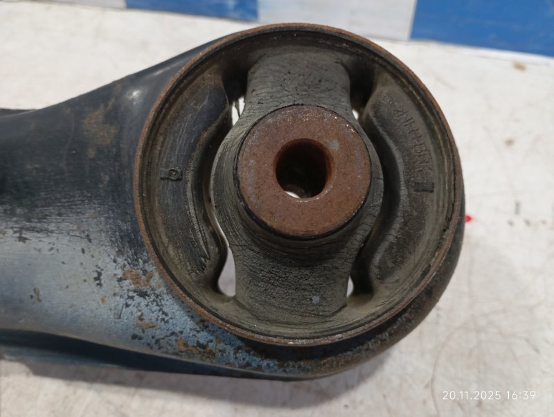 Рычаг продольный задний правый Lancer 2006 CS3A 4g18 Рычаг продольный задний правый Lancer 2006 CS3A 4g18