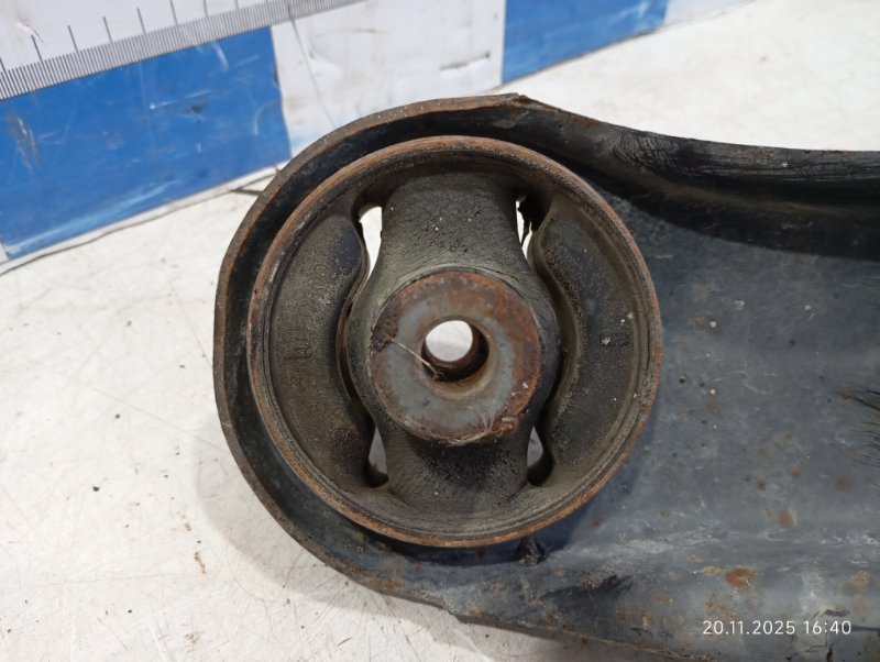 Рычаг продольный задний правый Lancer 2006 CS3A 4g18 Рычаг продольный задний правый Lancer 2006 CS3A 4g18