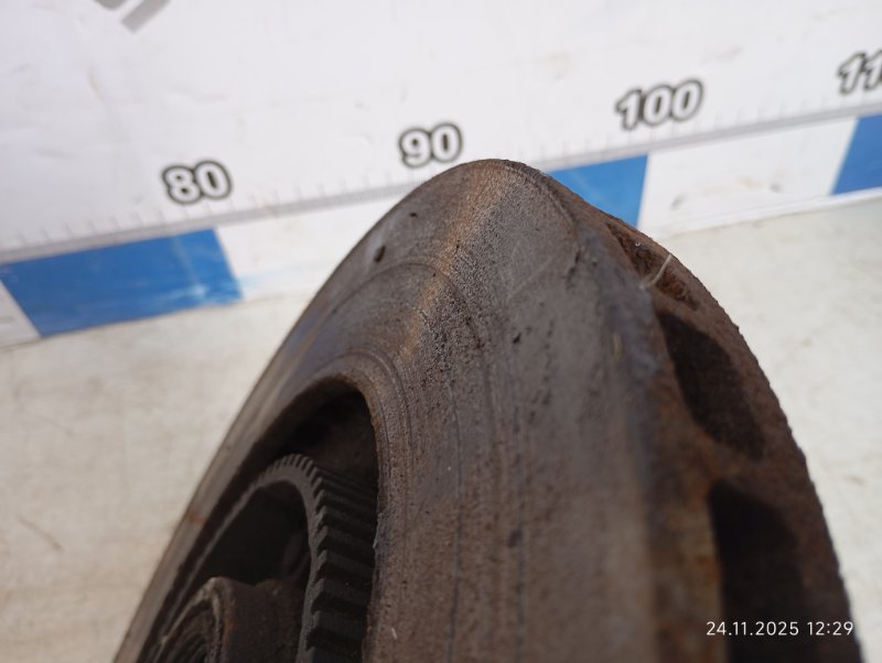 Ступица передняя правая Landmark 2007 V3 4G64