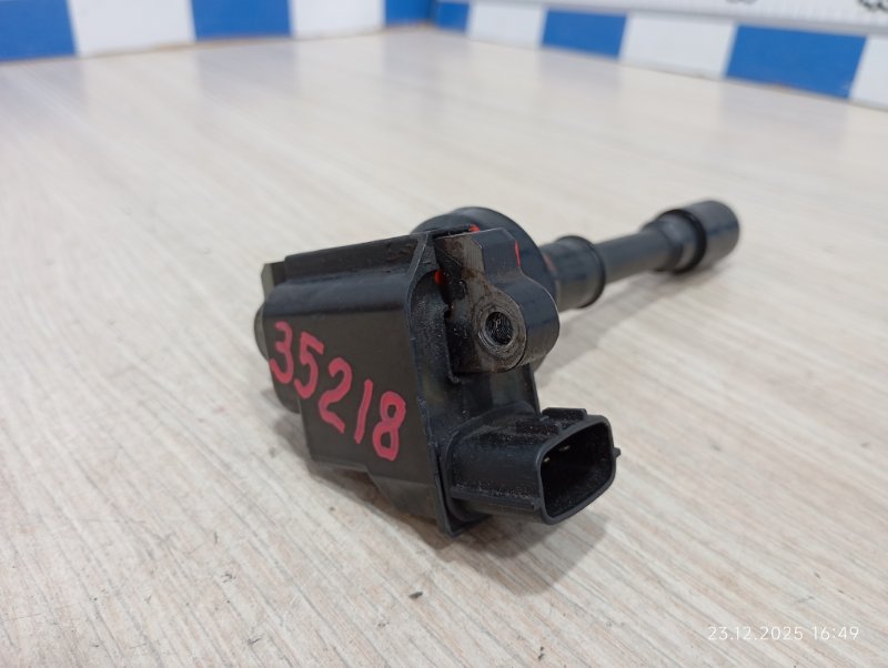 Катушка зажигания Nissan Cefiro A32 VQ20 Катушка зажигания Nissan Cefiro A32 VQ20