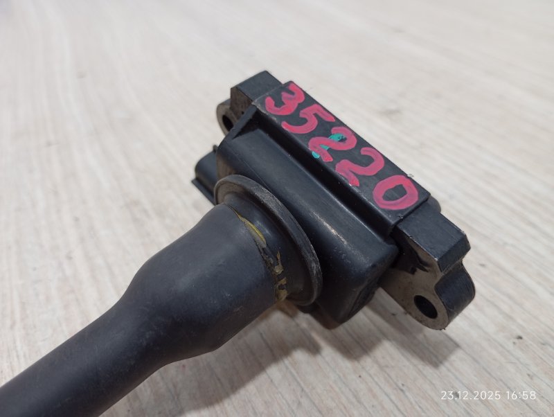 Катушка зажигания Cefiro 1996 A32 VQ20 Катушка зажигания Cefiro 1996 A32 VQ20