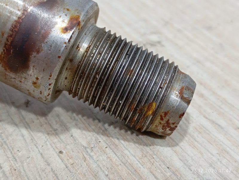 Ступица задняя Demio 2003 DY3W ZJ-VE