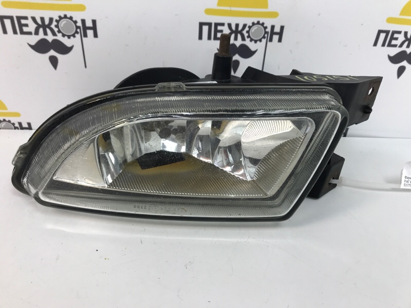Запчасть фара противотуманная левая FIAT Bravo 2 51775550 контрактная Фара противотуманная левая FIAT Bravo 2 51775550 контрактная