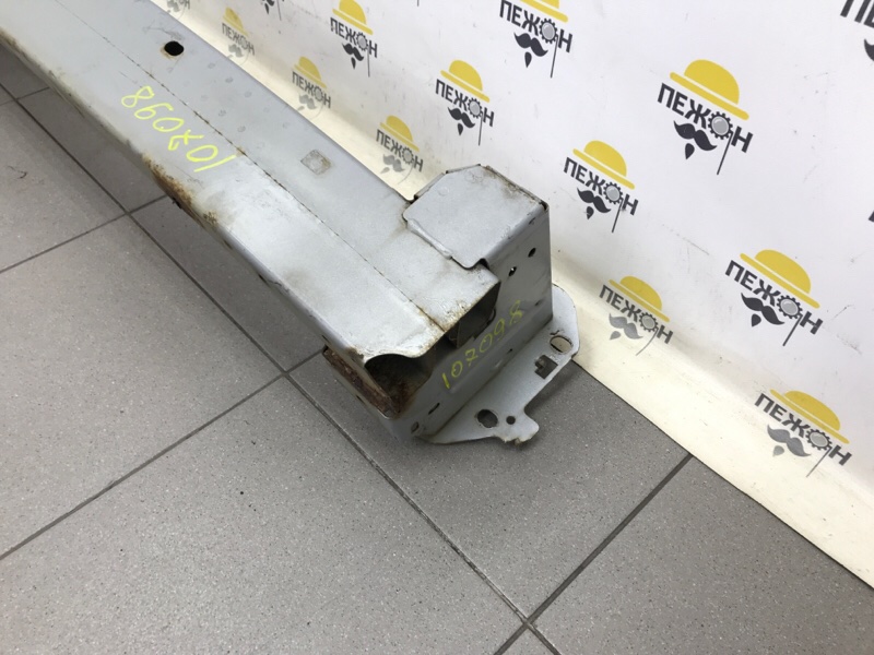 Усилитель бампера передний Compass MK49