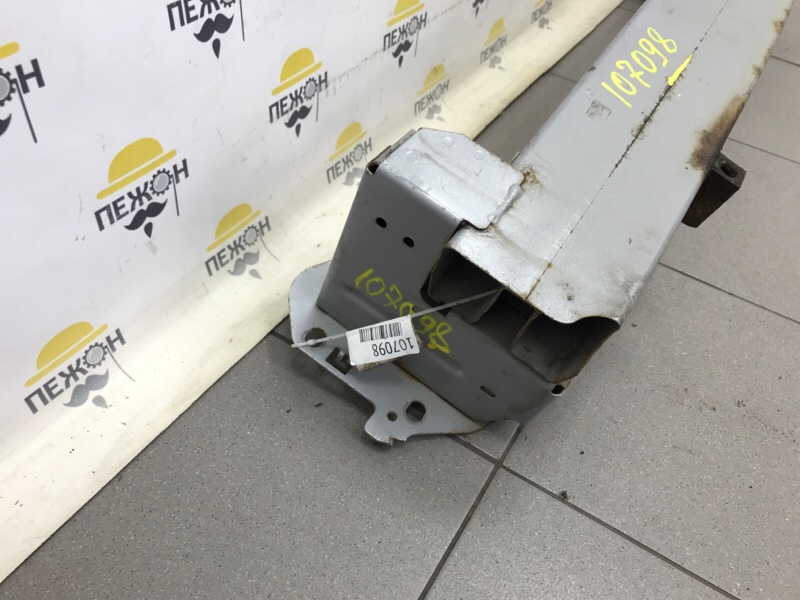 Усилитель бампера передний Compass MK49