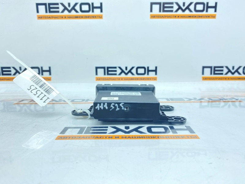 Блок управления парктрониками GRAND CHEROKEE WK2 Блок управления парктрониками GRAND CHEROKEE WK2