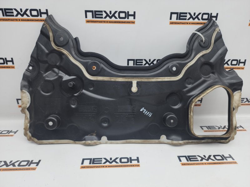 Накладка моторного отсека 7-Series 2018 G11 3.0 B57D30