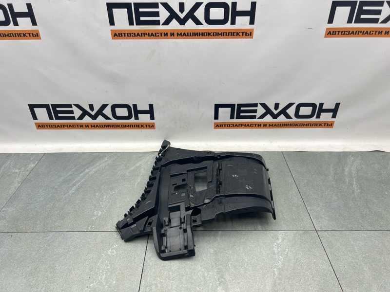 Кронштейн бампера задний правый BMW 7-Series G11 3.0 B57D30