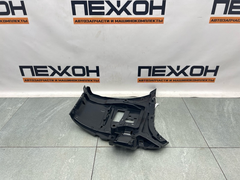 Кронштейн бампера задний правый 7-Series 2018 G11 3.0 B57D30