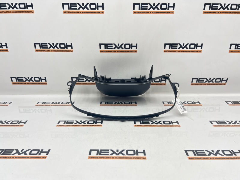 Накладка на панель приборов BMW 7-Series G11 3.0 B57D30